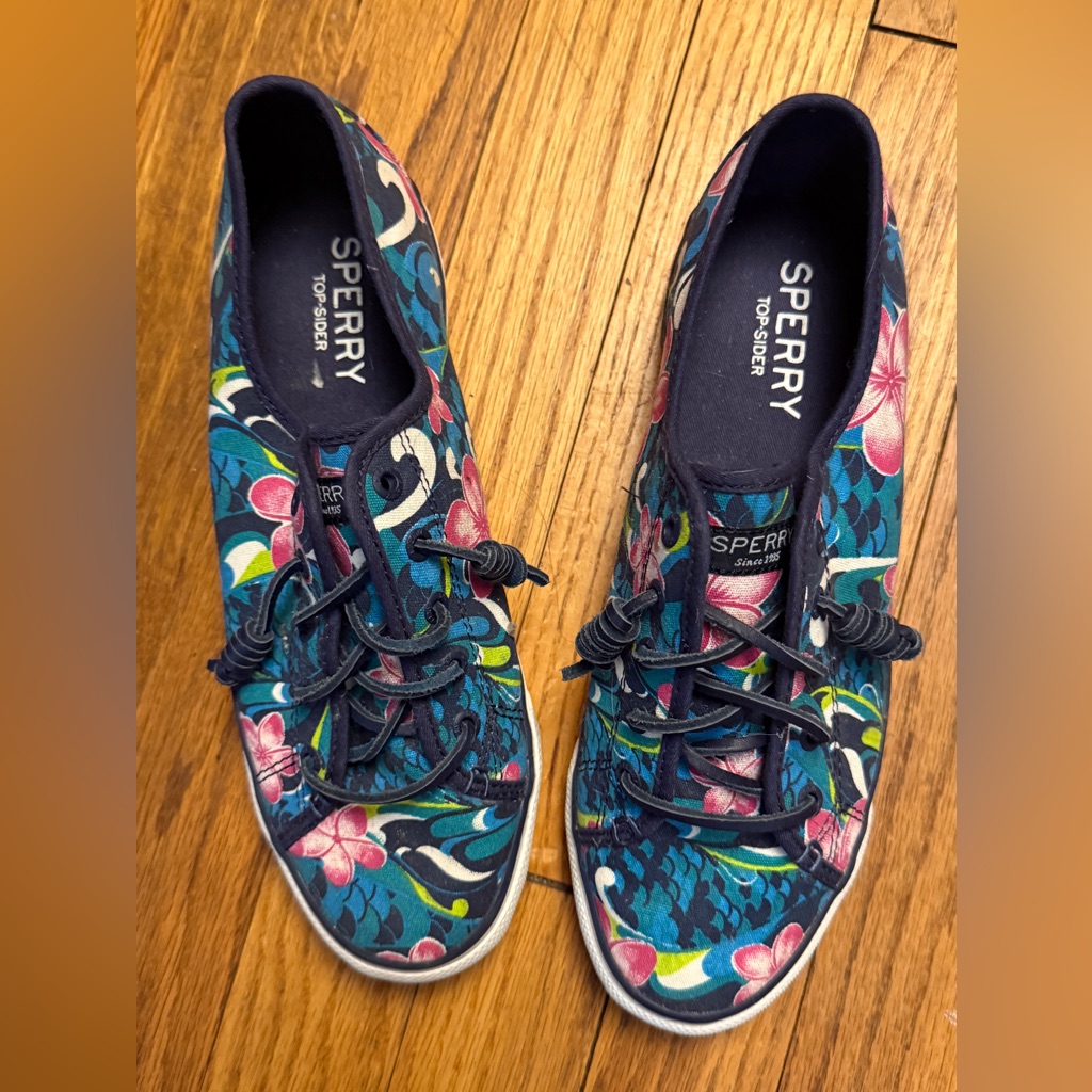 Sperry Blue And Pink Sneakers With Tropical Floral Print. Size 8m